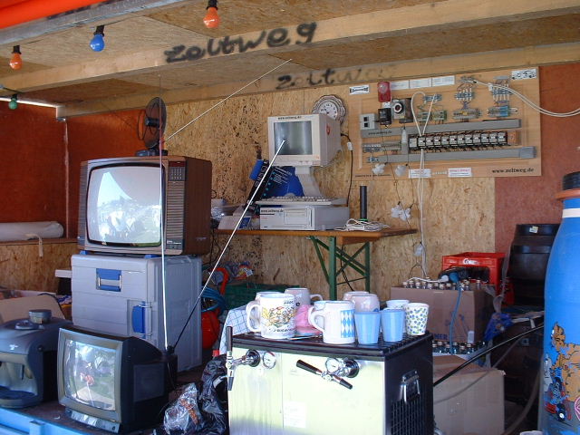 ZELTW2003_0516_095730AA