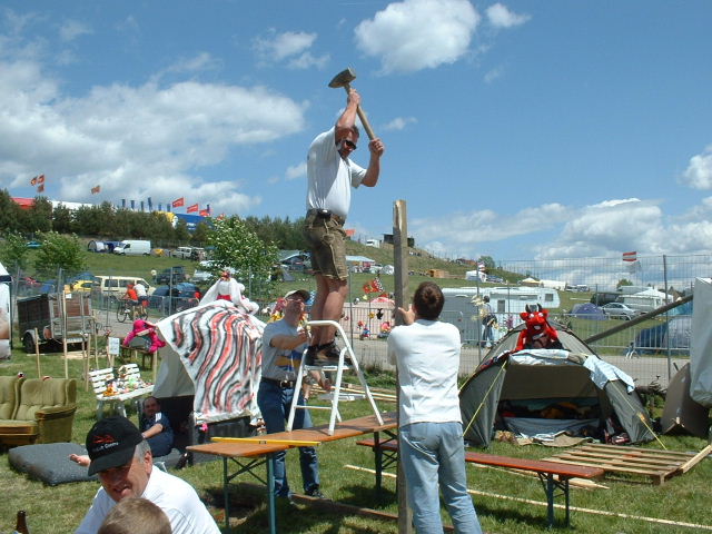 ZELTW2003_0516_125905AA